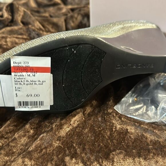 Bandolino size 8M. New in box - Picture 2 of 5